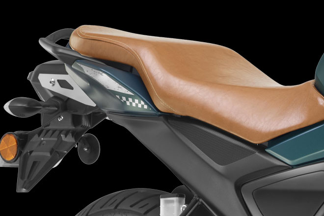 yamaha fzs seat price