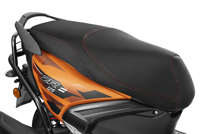 Ray Zr StreetRally Seat Cover (Black Color)