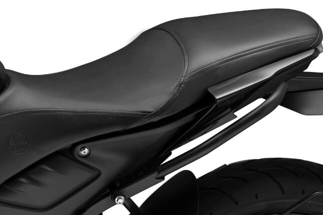 Yamaha mt 15 clearance double seat