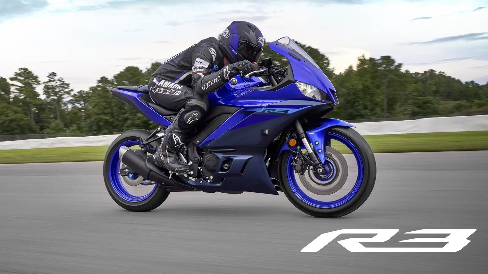 Yamaha r3 on road deals