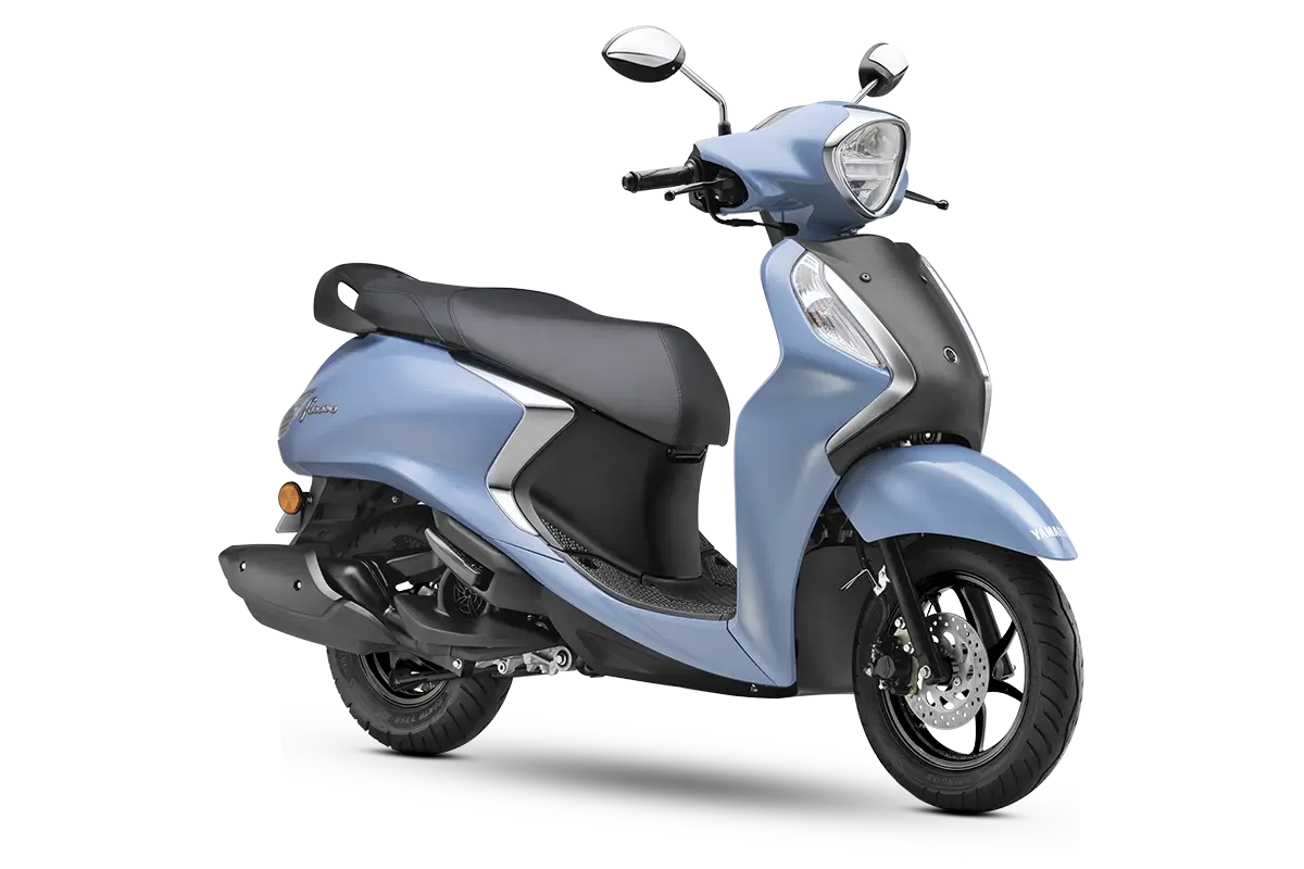 Yamaha Fascino 125 Fi Disc variant in Cool Blue Metallic colour